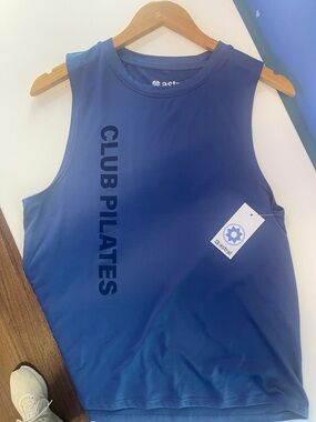 NWT Club Pilates Athletic Tank Top - Navy Blue medium